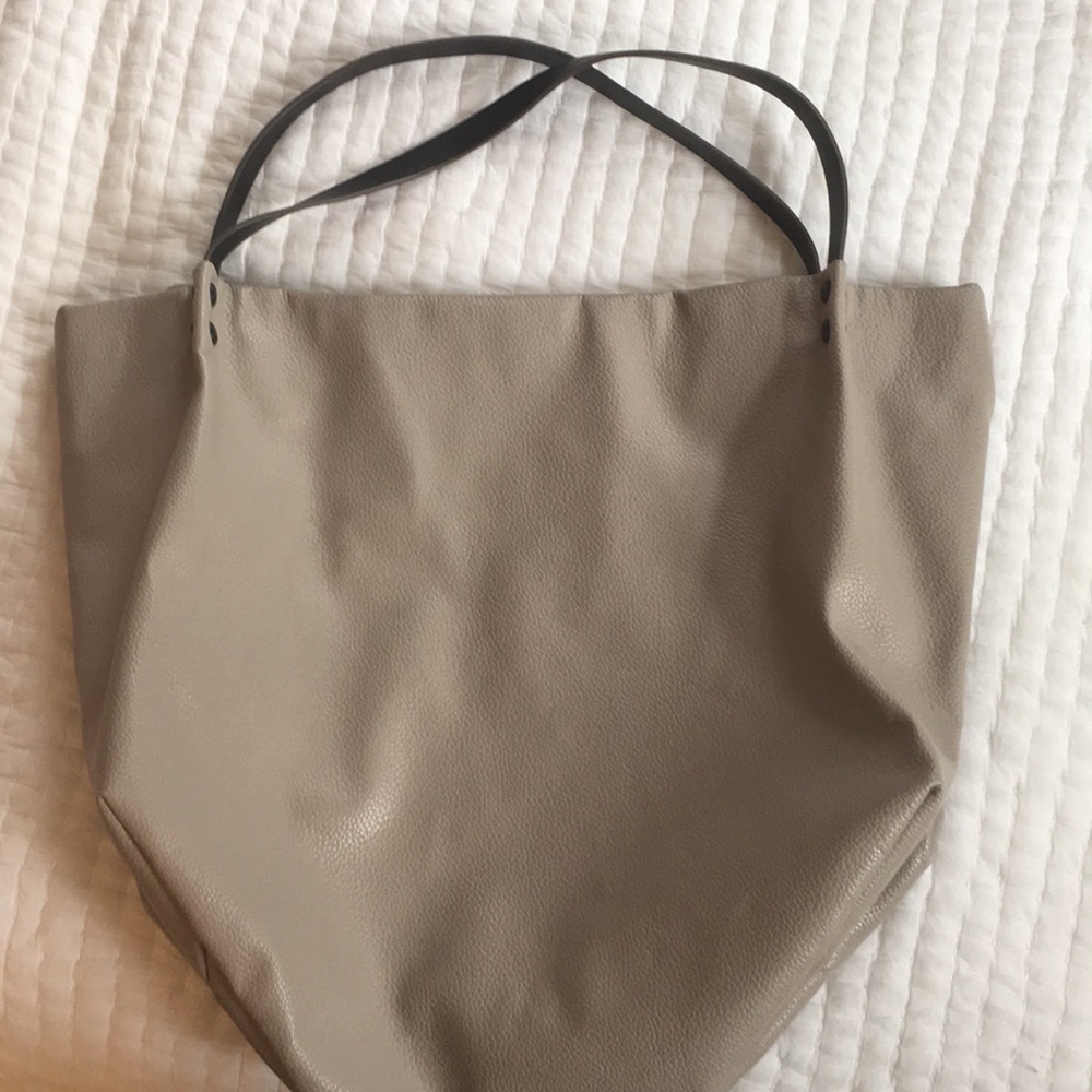 EUC Steve Madden light grey faux leather tote